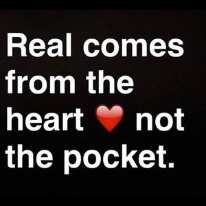 Meet your Posher, Jenyra